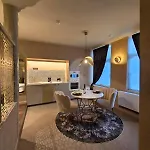 Le Clos Des Thermes Bed & Breakfast 4*