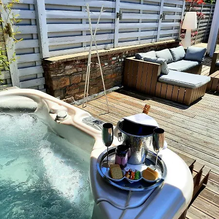 فندق مبيت وإفطار Le Clos Des Thermes شو فونتان