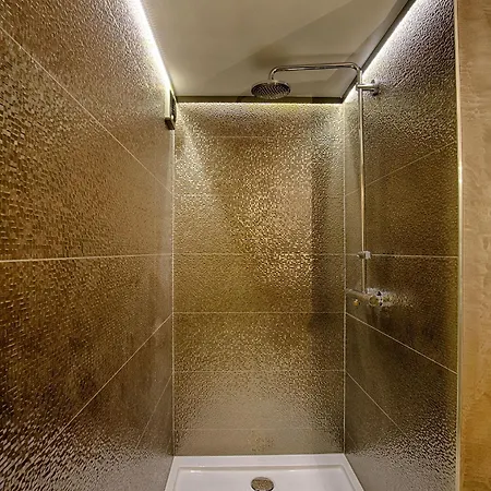 Le Clos Des Thermes De Luxe Avec Wellness Privatif Bed & Breakfast *