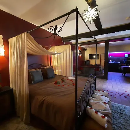 Le Clos Des Thermes De Luxe Avec Wellness Privatif Bed & Breakfast *