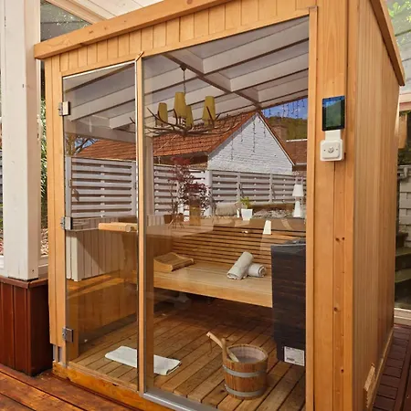 Le Clos Des Thermes فندق مبيت وإفطار