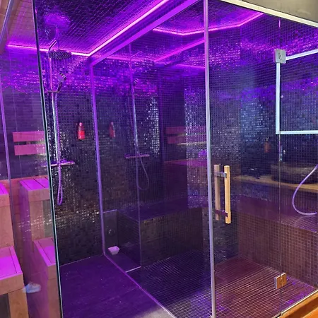 Le Clos Des Thermes De Luxe Avec Wellness Privatif Couette-café 4*