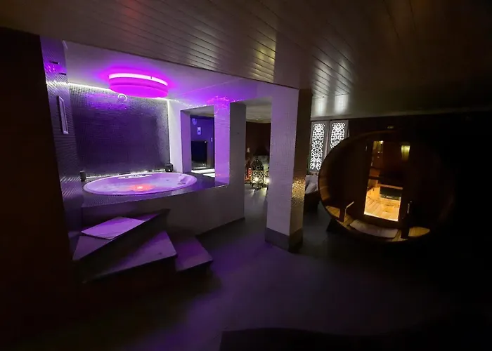 Le Clos Des Thermes Bed & Breakfast 4*